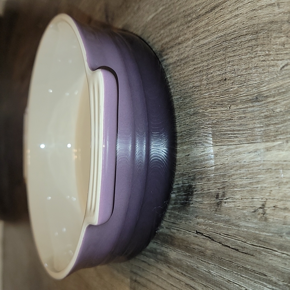 Le Creuset Cassis Oval Baking Dish - Picture 5 of 11